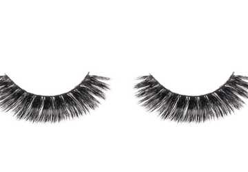 What Are the Secrets to Long, Lush Lashes