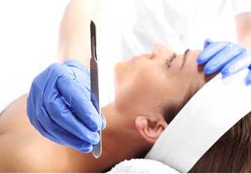 Who Should Try Dermaplaning and Why